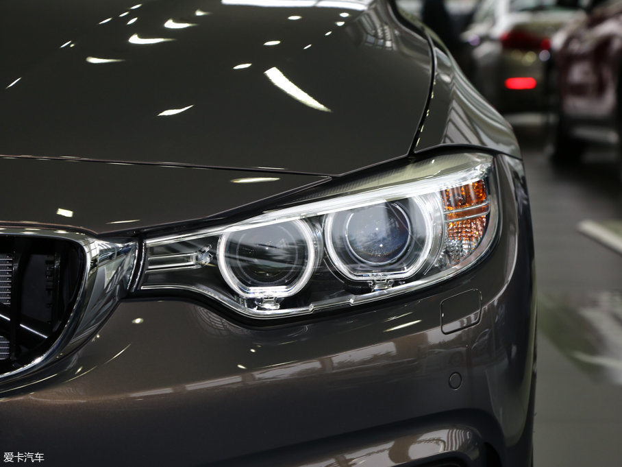 2016R4ϵT 430i M\