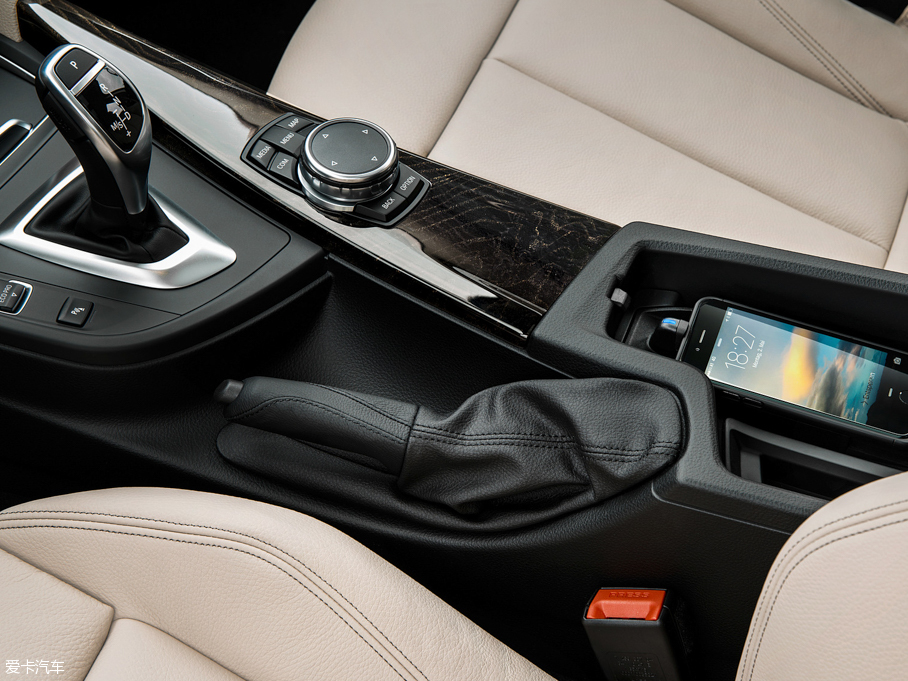 2017��R3ϵGT 330i