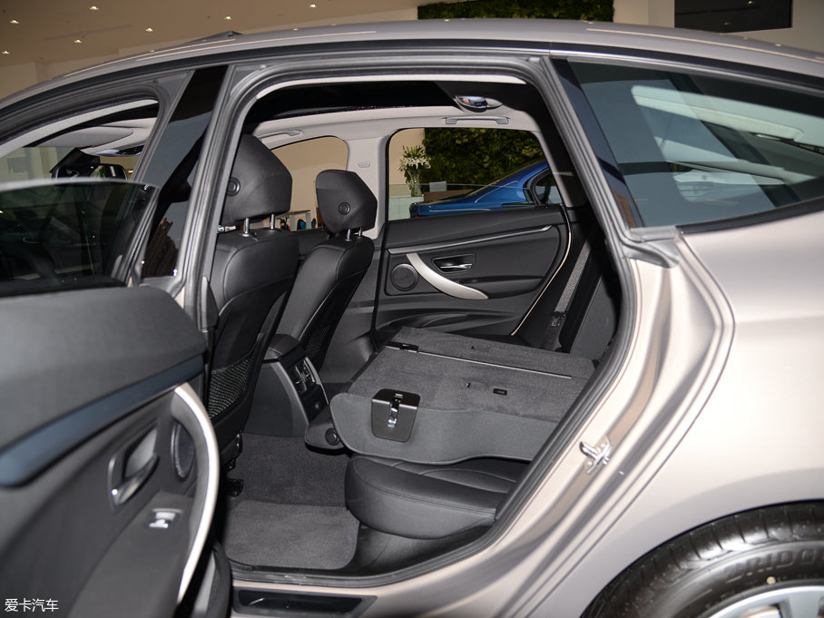 2017R3ϵGT 320i r(sh)