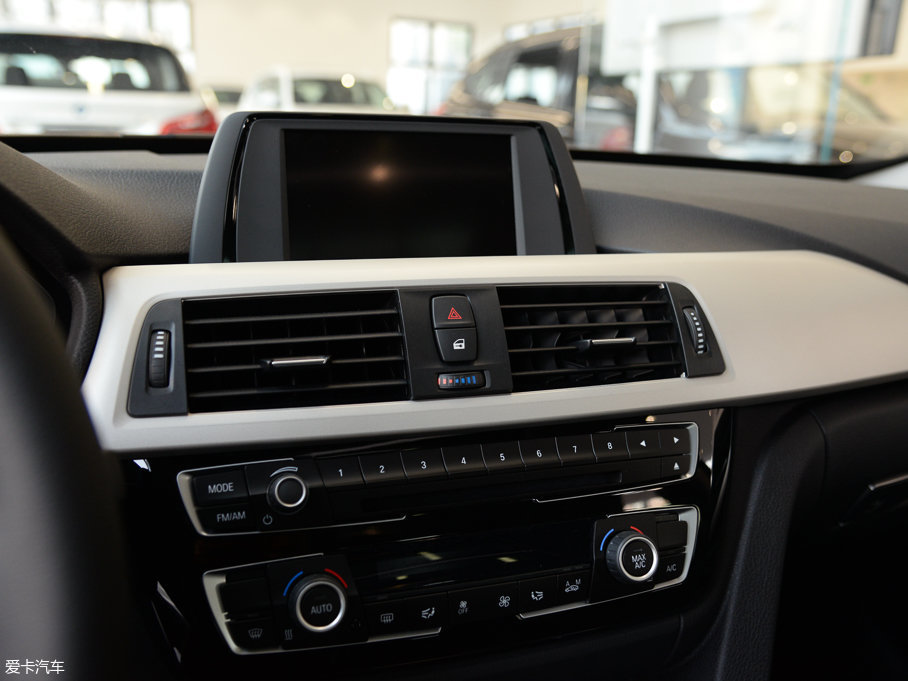 2017R3ϵGT 320i r