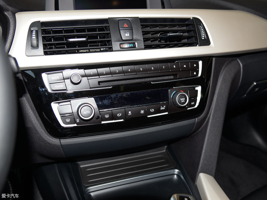 2017R3ϵGT 320i r(sh)