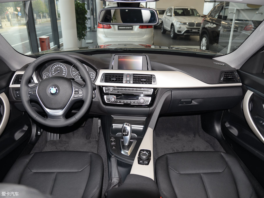 2017R3ϵGT 320i r