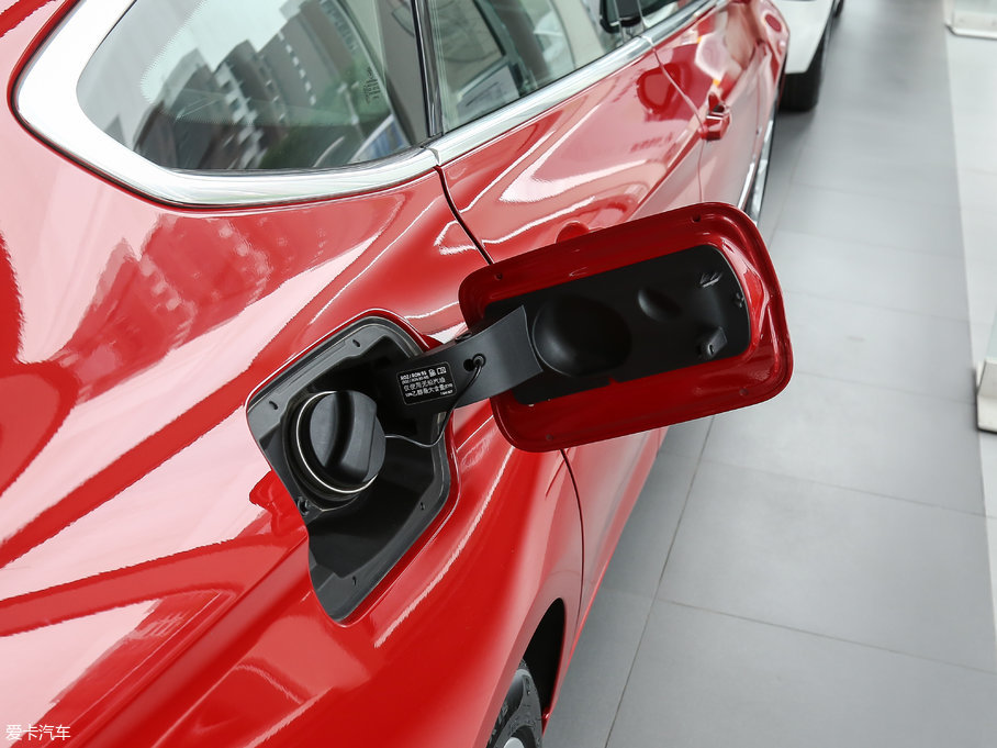 2017R3ϵGT 320i AOӋb