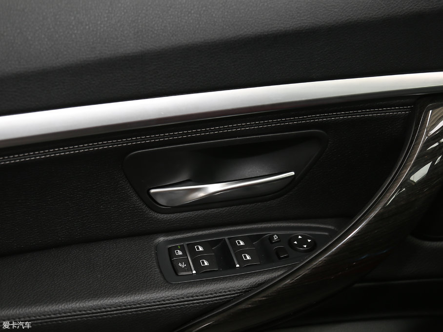 2017R3ϵGT 320i AOӋb