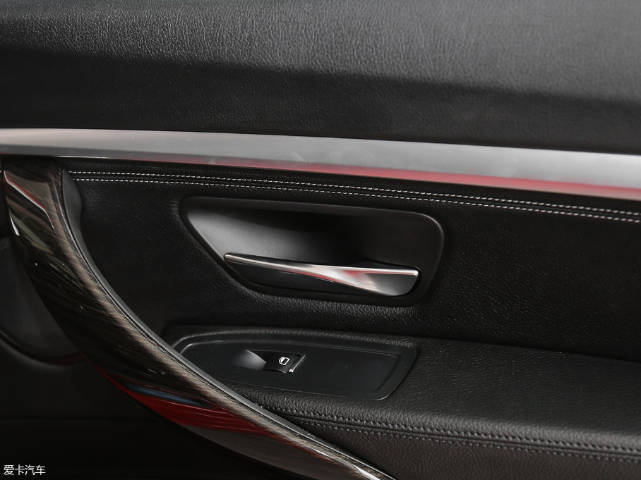 2017R3ϵGT 320i AOӋb