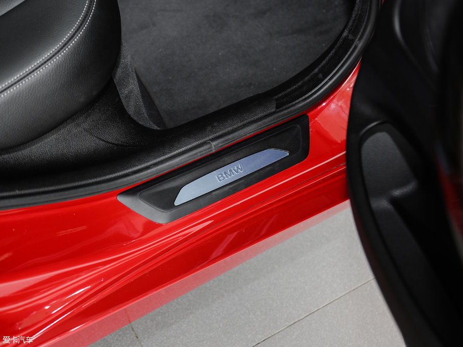 2017R3ϵGT 320i AOӋb