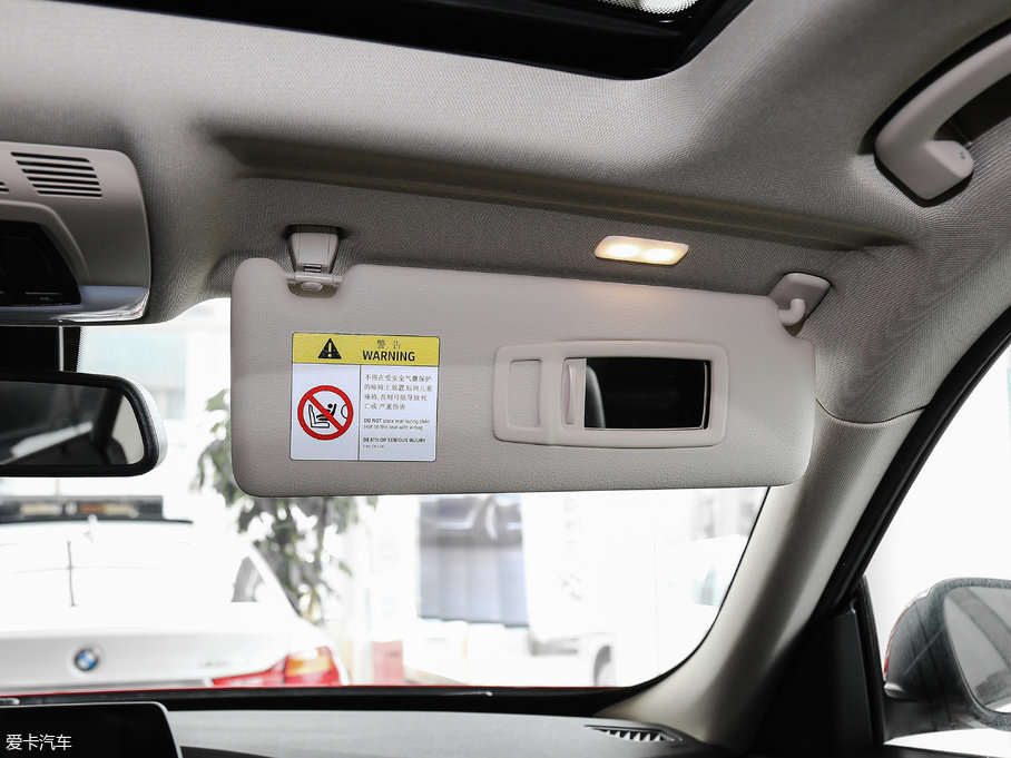 2017R3ϵGT 320i AOӋb