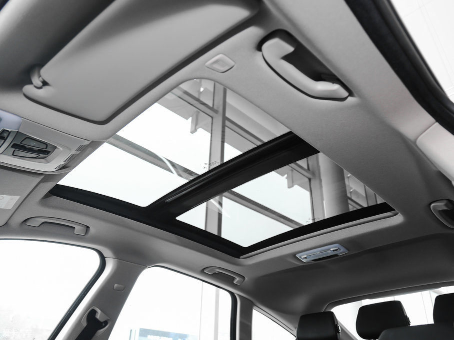 2017R3ϵGT 320i AOӋb