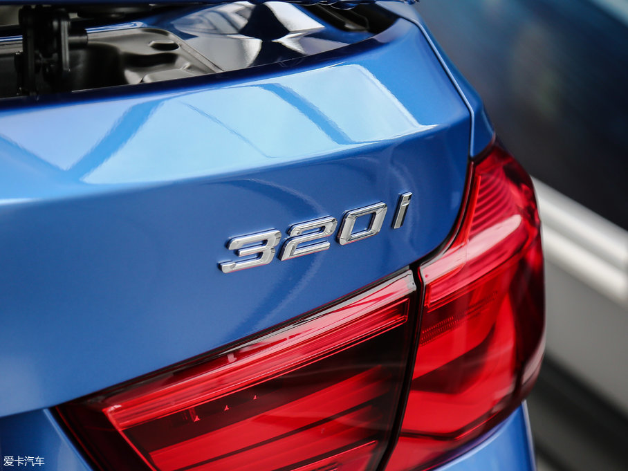 2017R3ϵGT 320i M\