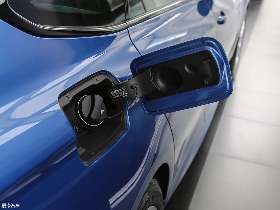 2017R3ϵGT 320i M\