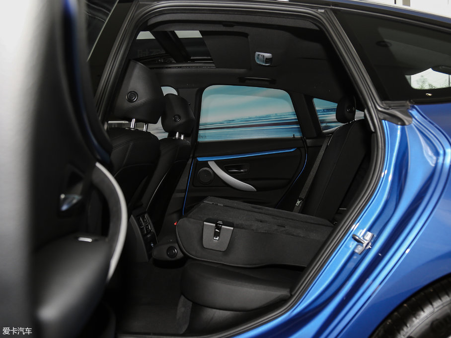 2017R3ϵGT 320i M\