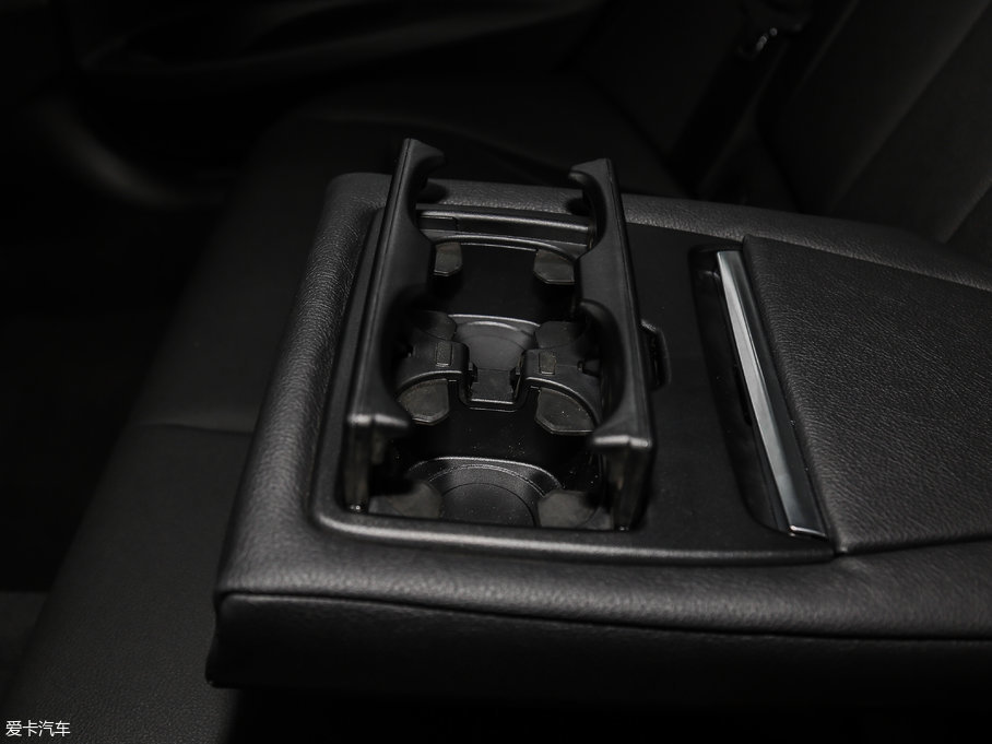 2017R3ϵGT 320i M\(yn)(dng)