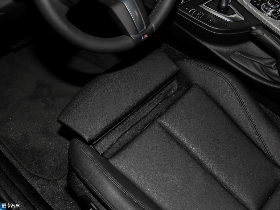 2017R3ϵGT 320i M\