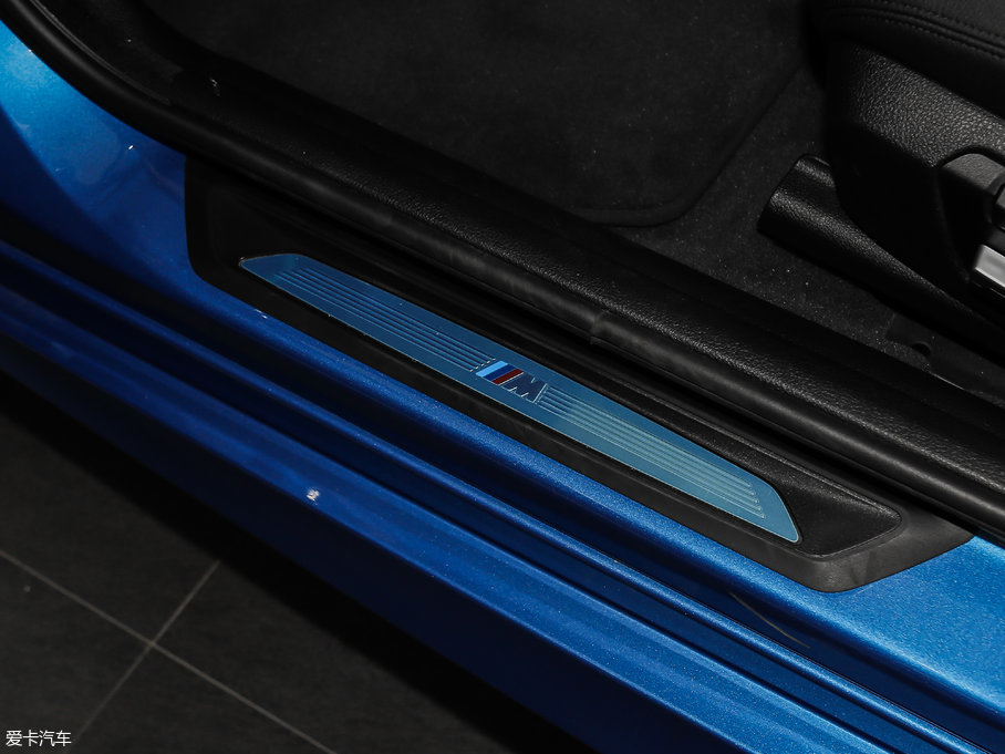 2017R3ϵGT 320i M\