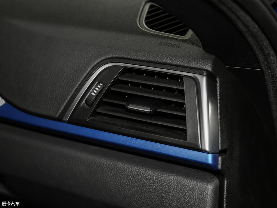 2017R3ϵGT 320i M\