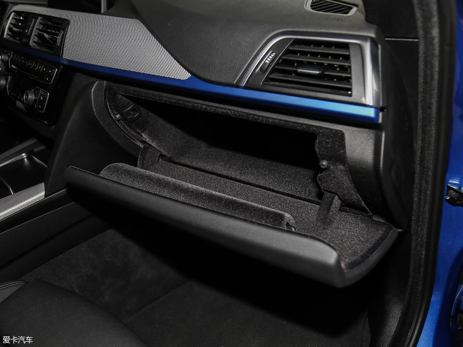 2017R3ϵGT 320i M\