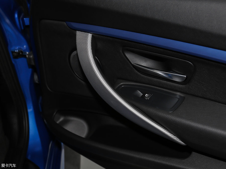 2017R3ϵGT 320i M\