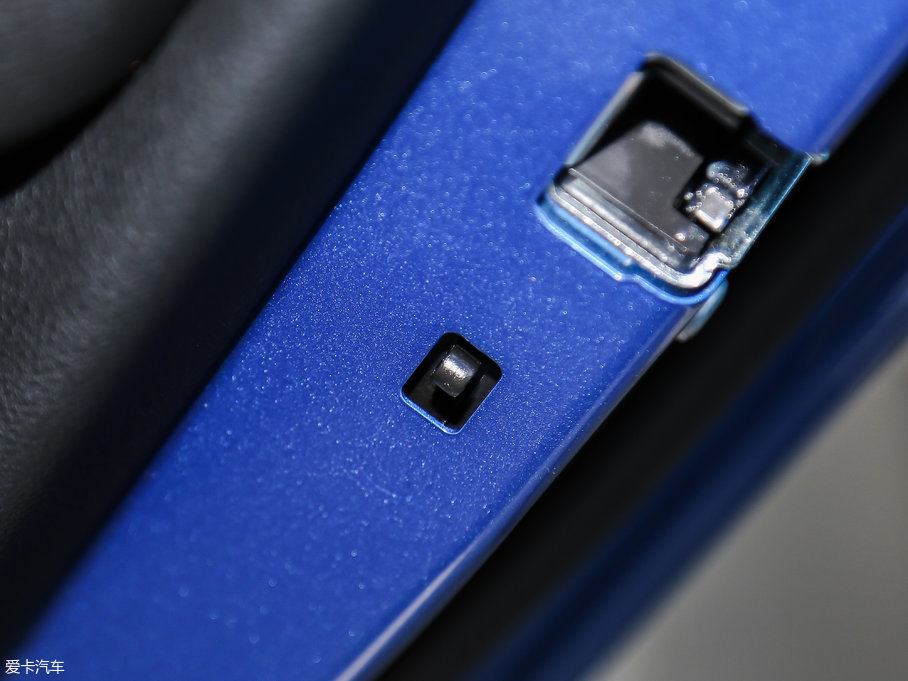 2017R3ϵGT 320i M\