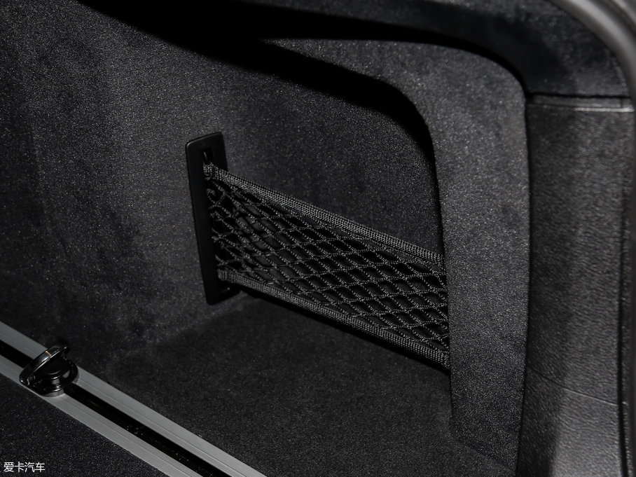 2017R3ϵGT 320i M\