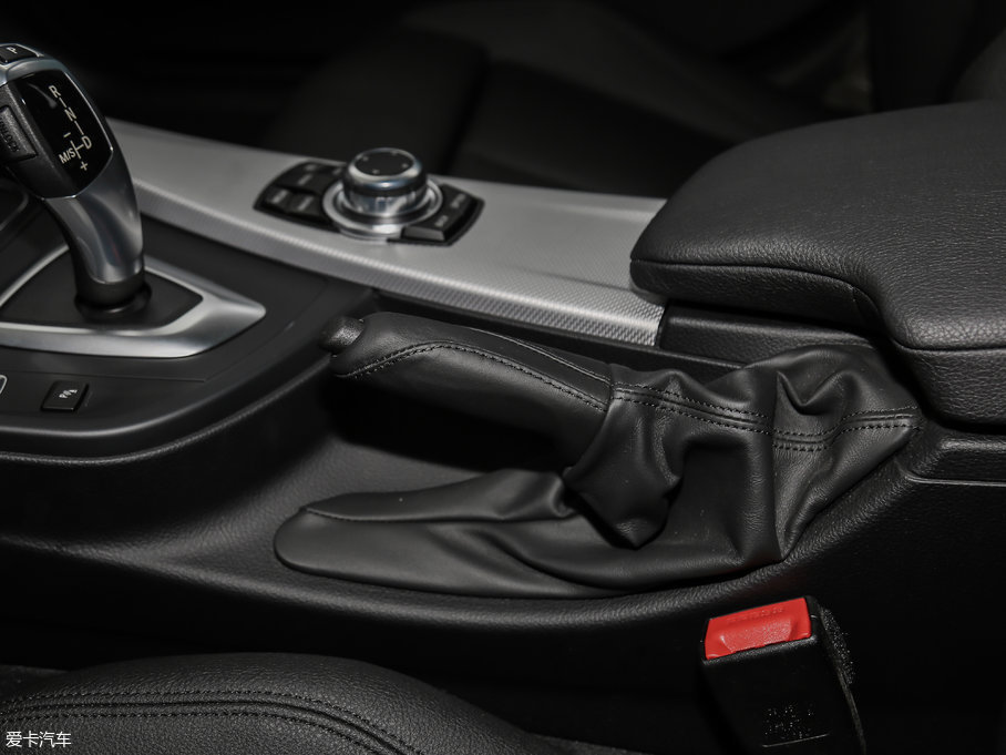 2017R3ϵGT 320i M\