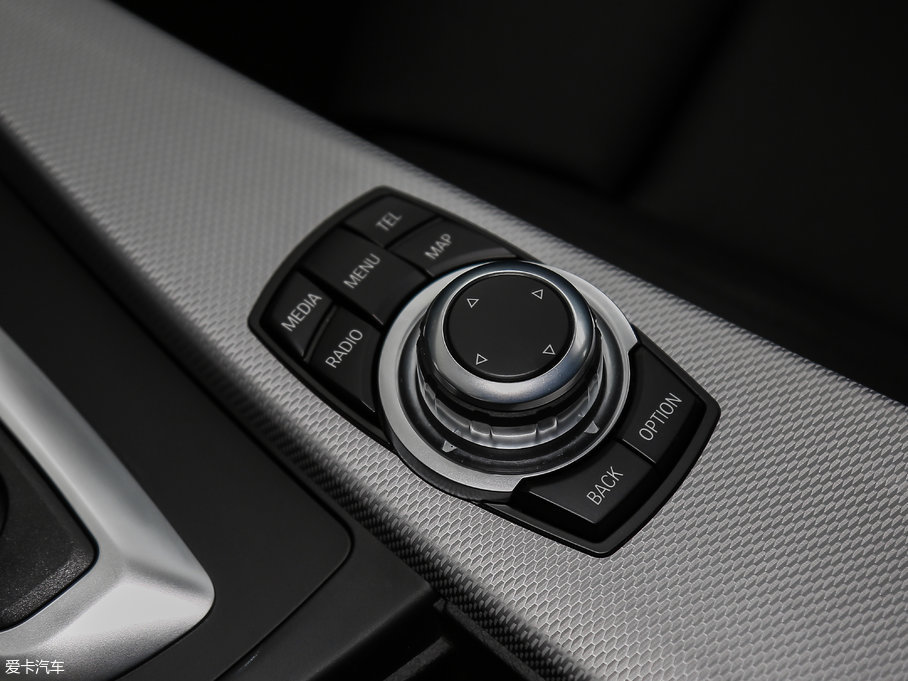 2017R3ϵGT 320i M\