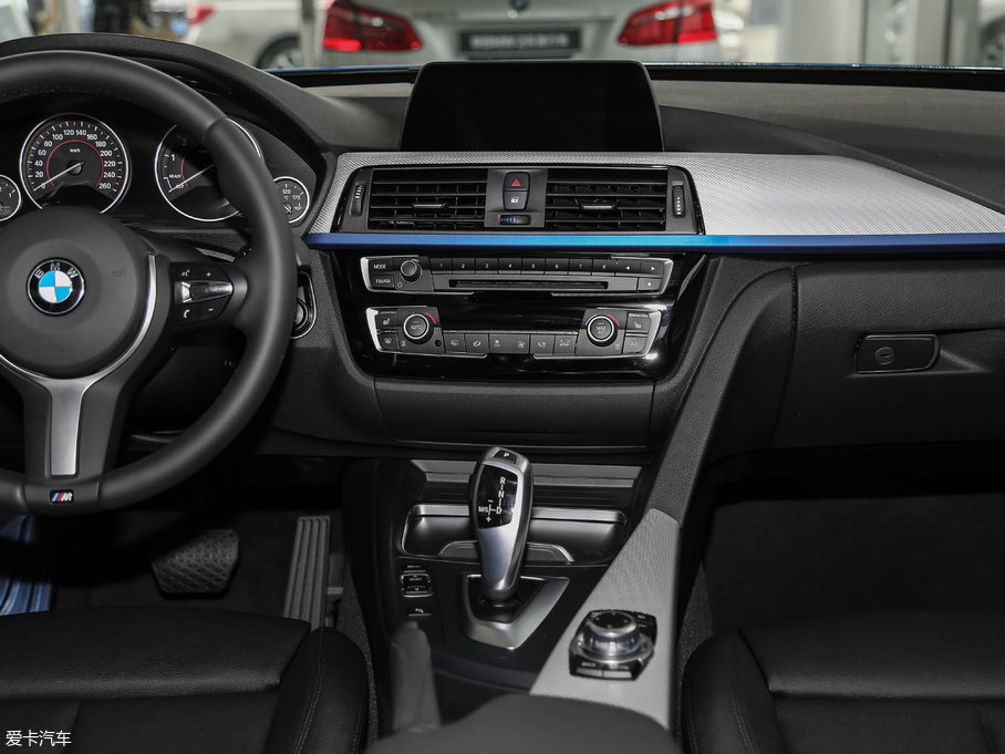 2017R3ϵGT 320i M\