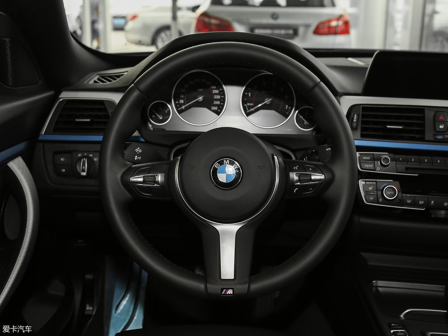 2017R3ϵGT 320i M\