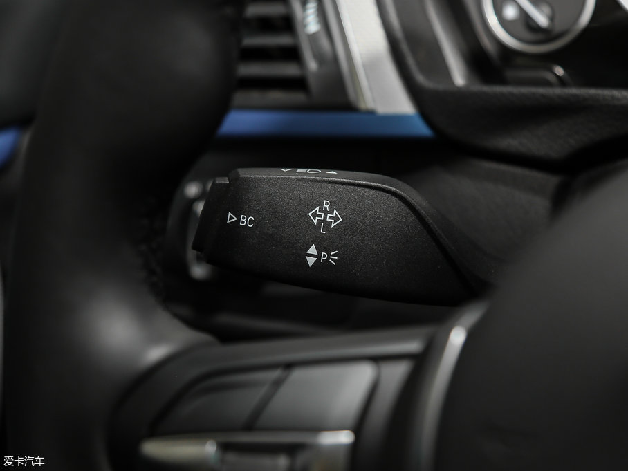 2017R3ϵGT 320i M\