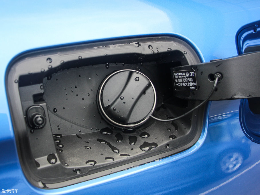 2017R3ϵGT 330i xDrive M\