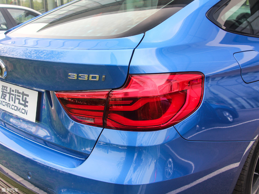 2017R3ϵGT 330i xDrive M\