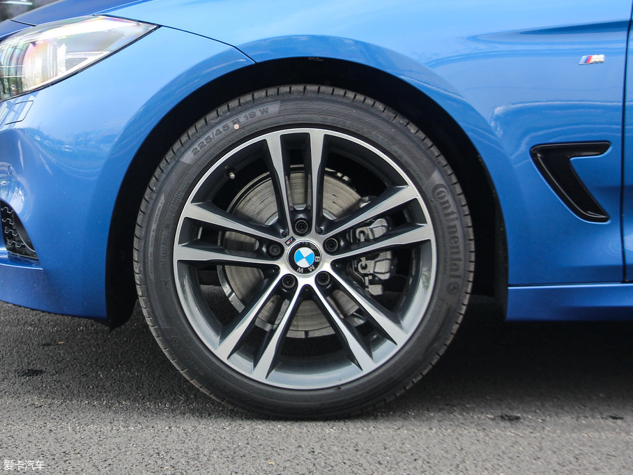 2017R3ϵGT 330i xDrive M\