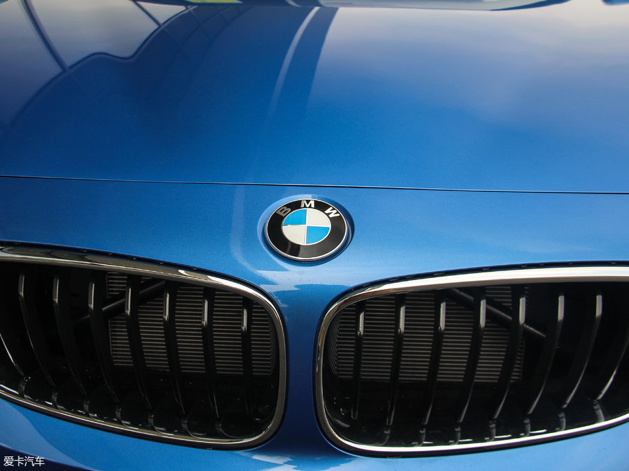 2017R3ϵGT 330i xDrive M\