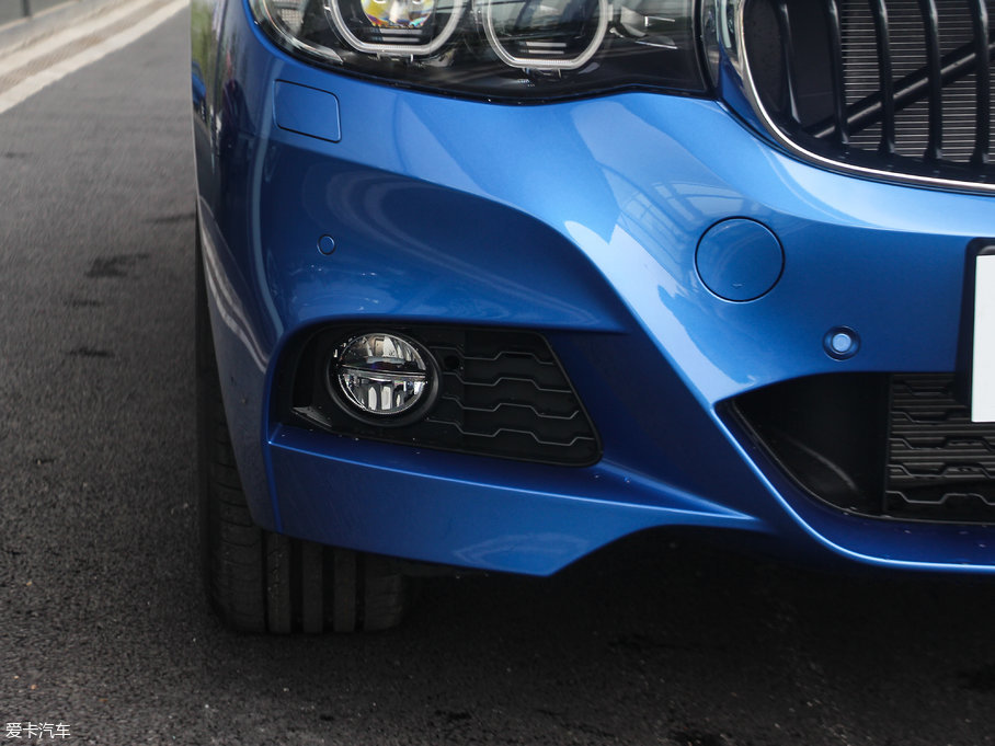 2017R3ϵGT 330i xDrive M\