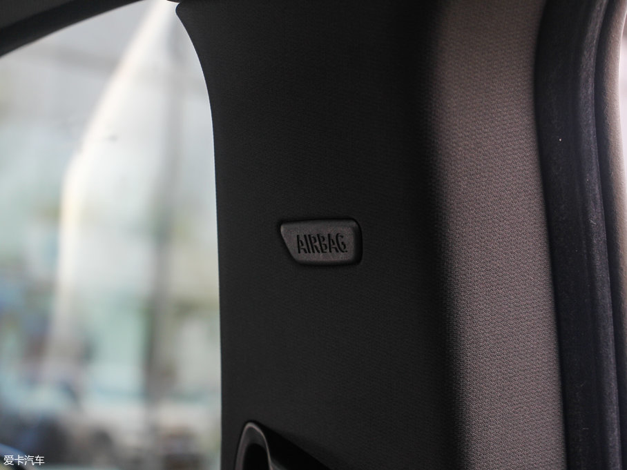 2017R3ϵGT 330i xDrive M\