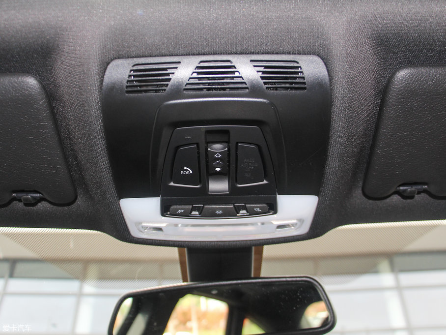 2017R3ϵGT 330i xDrive M\