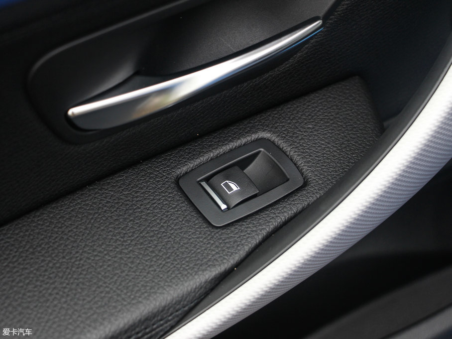 2017R3ϵGT 330i xDrive M\