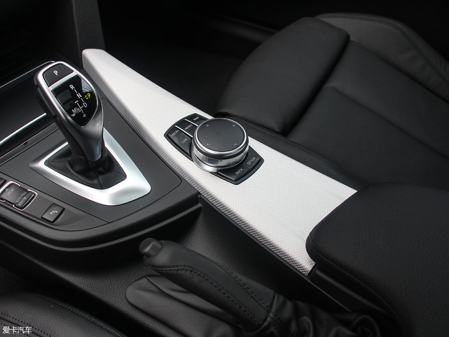 2017R3ϵGT 330i xDrive M\