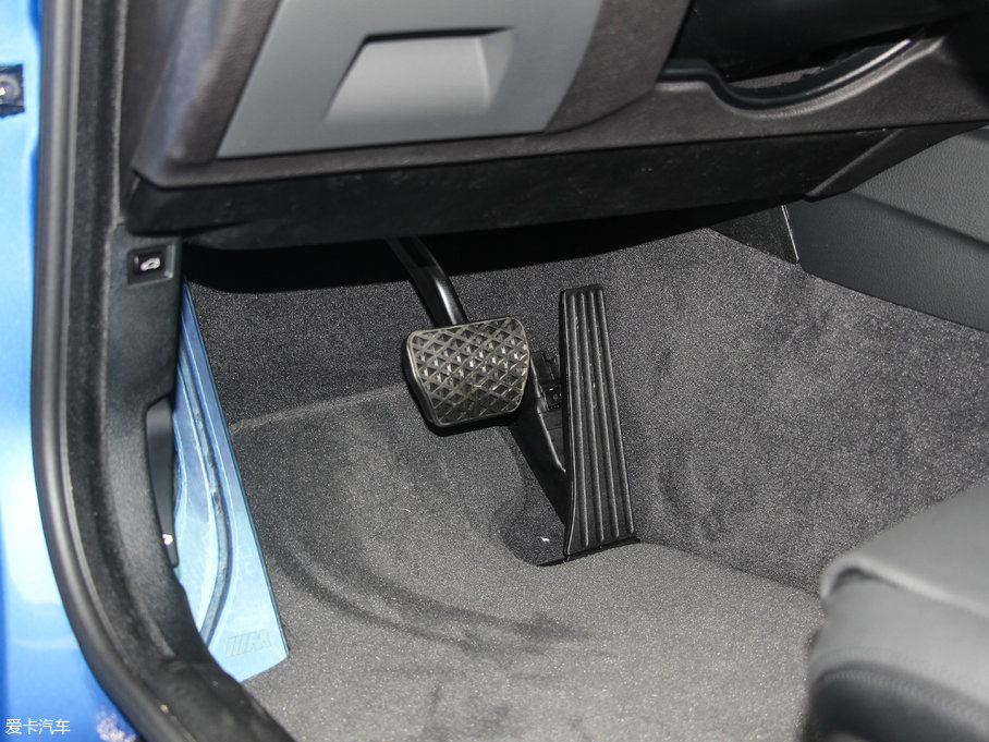 2017R3ϵGT 330i xDrive M\