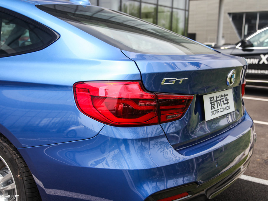 2017R3ϵGT 320i M\