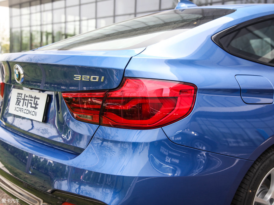 2017R3ϵGT 320i M\