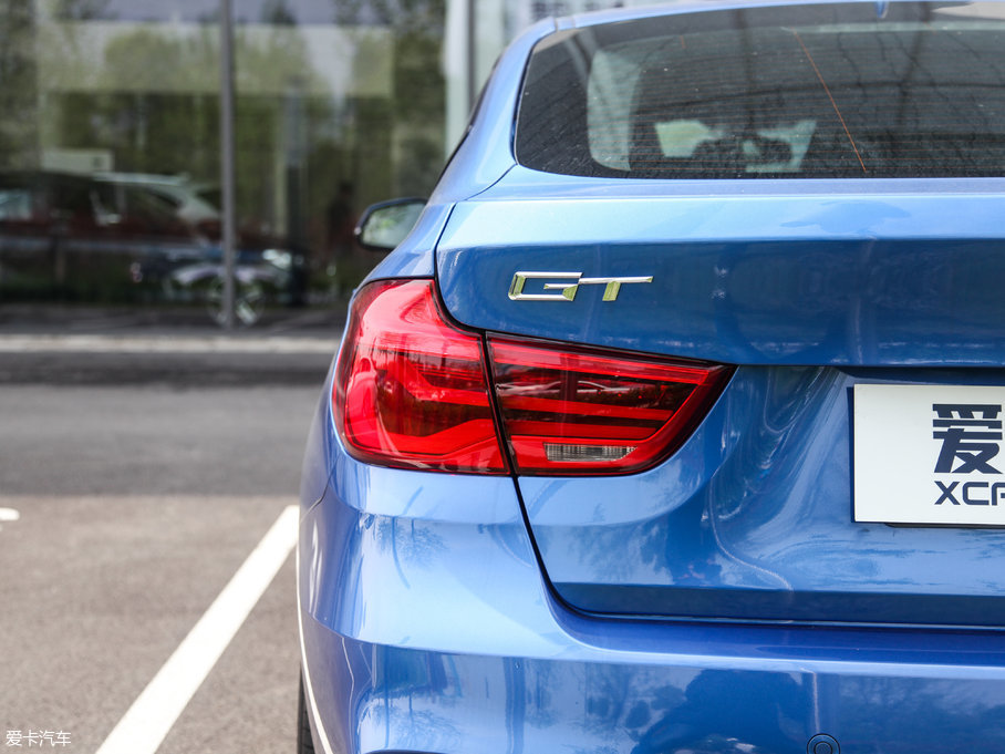 2017R3ϵGT 320i M\