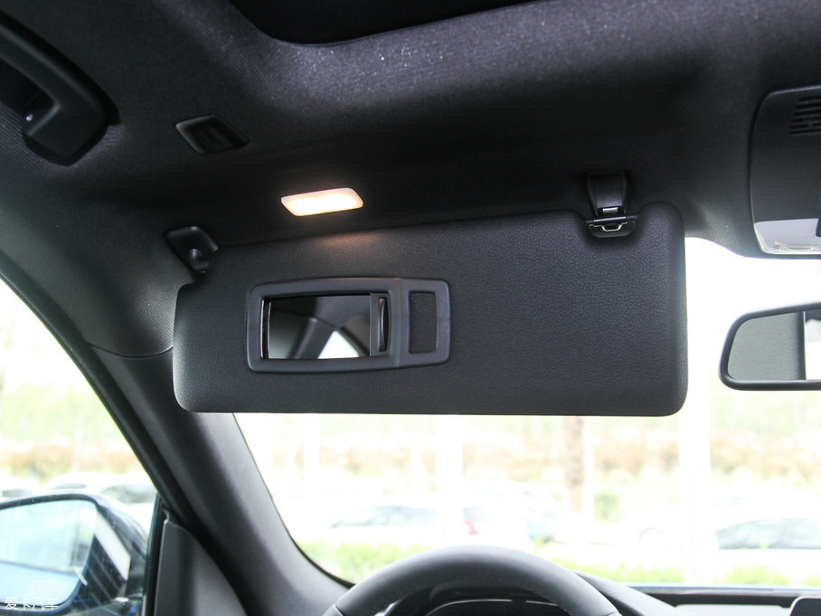 2017R3ϵGT 320i M\