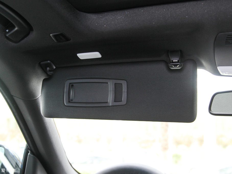 2017R3ϵGT 320i M\