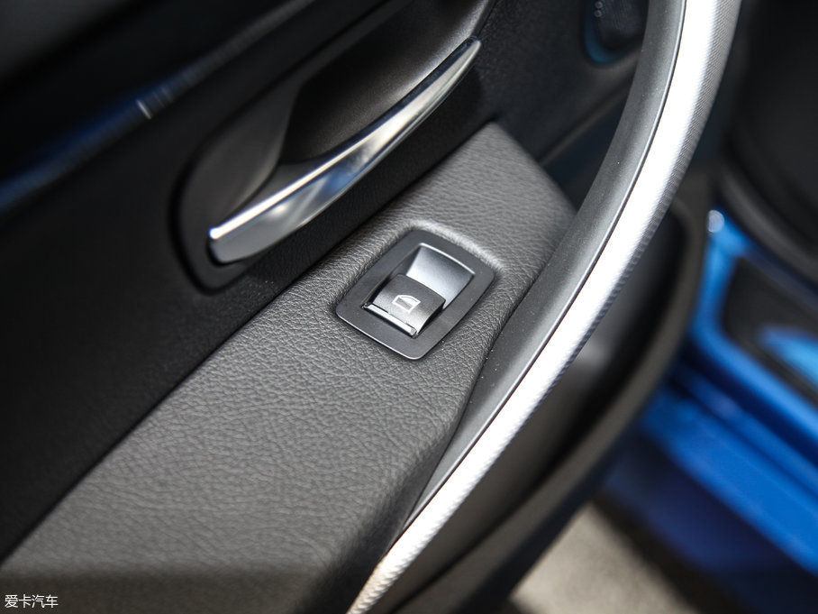 2017R3ϵGT 320i M\