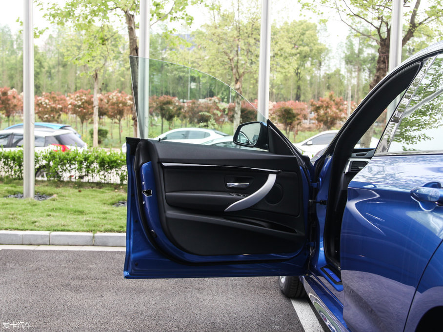 2017R3ϵGT 320i M\