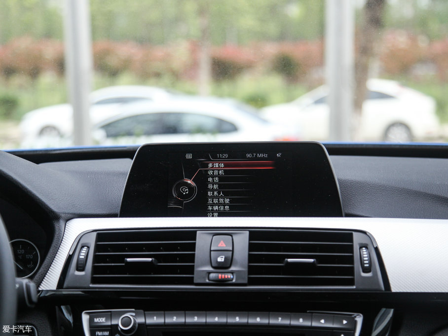 2017R3ϵGT 320i M\