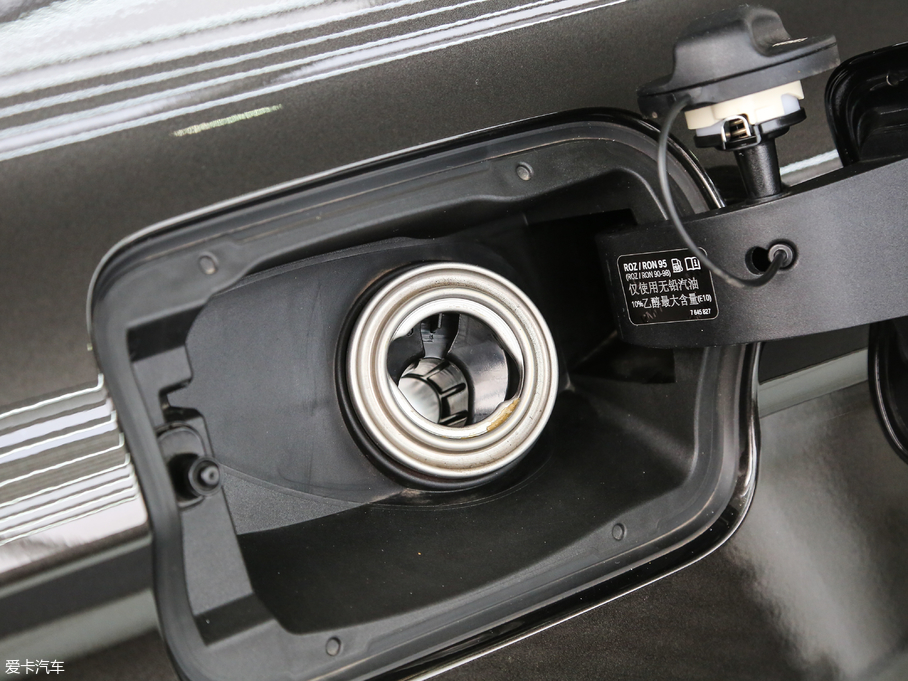 2017R3ϵGT 320i AOӋb