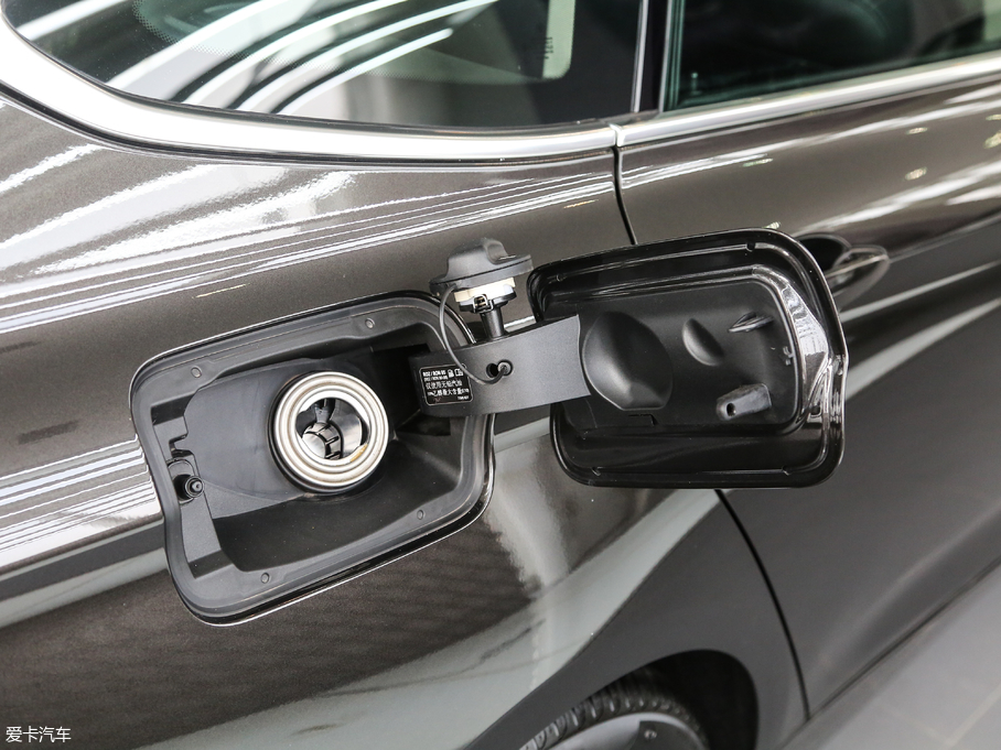 2017R3ϵGT 320i AOӋb