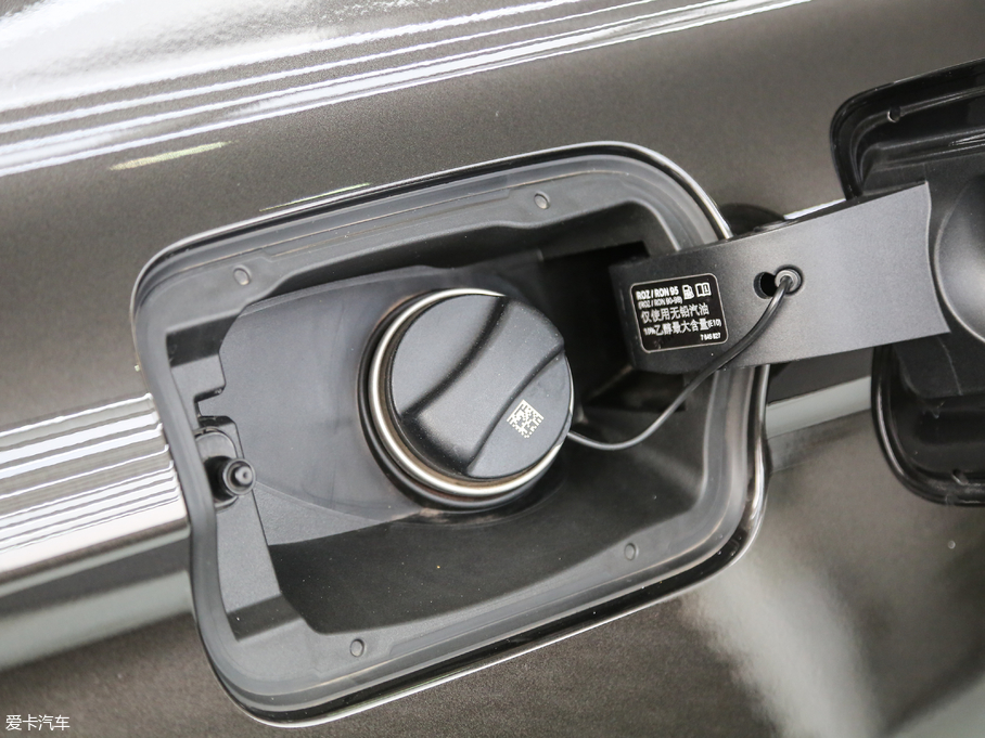 2017R3ϵGT 320i AOӋb