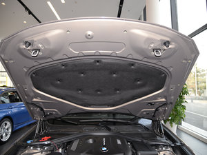 2017款320i 时尚型 其它